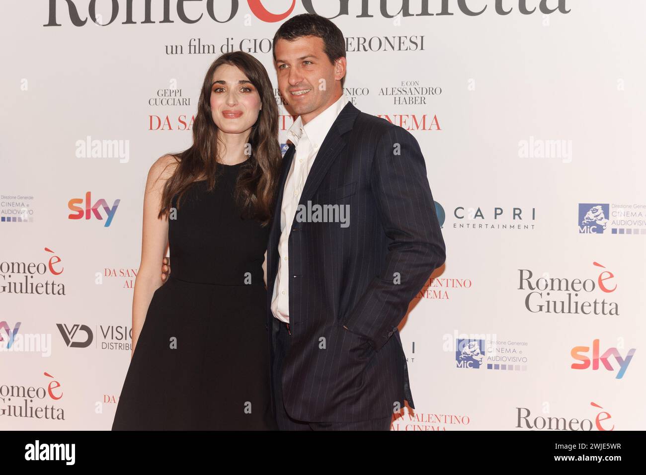 Pilar Fogliati e Severiano Recchi durante il Red carpet del film Romeo e Giulietta, 14 febbraio 2024 al Cinema The Space, Roma, Italia Foto Stock