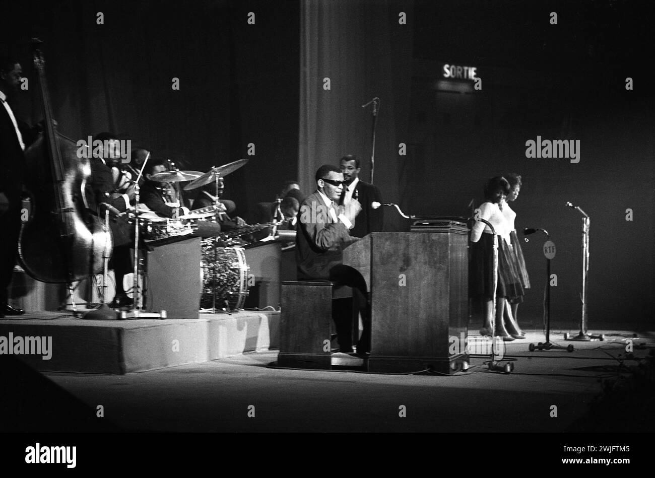 Philippe Gras / le Pictorium - Concerto di Ray CHARLES. - 20/10/2013 - Francia / Ile-de-France (regione) / Parigi - pianista Ray CHARLES in concerto al Palais des Sports il 22 ottobre 1961 Foto Stock