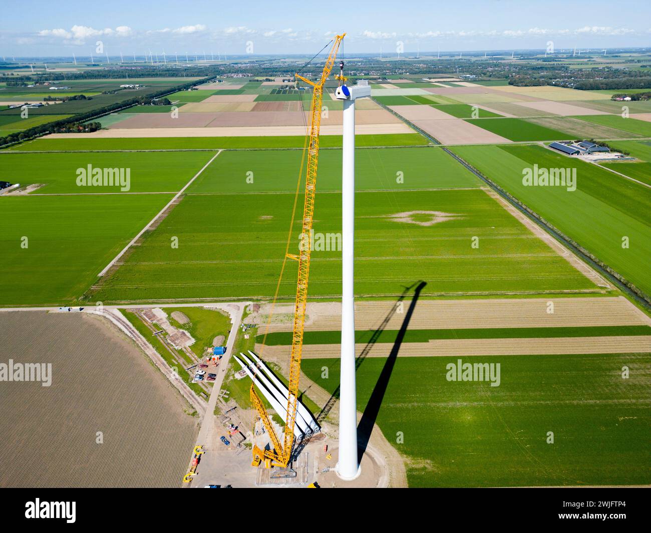 Costruzione di una turbina eolica, Flevoland, Paesi Bassi Foto Stock