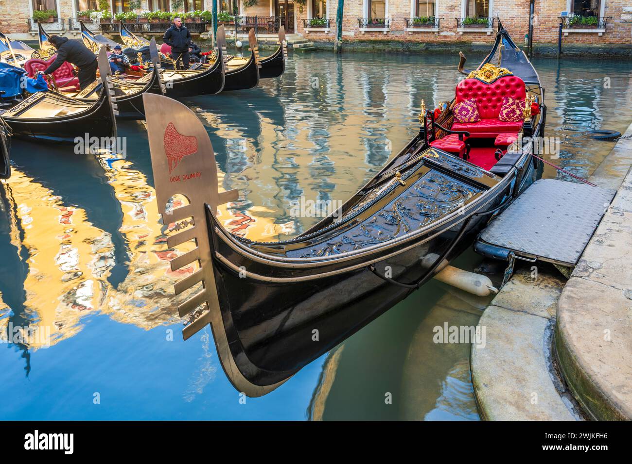 Gondola ormeggiata, Venezia, Veneto, Italia Foto Stock