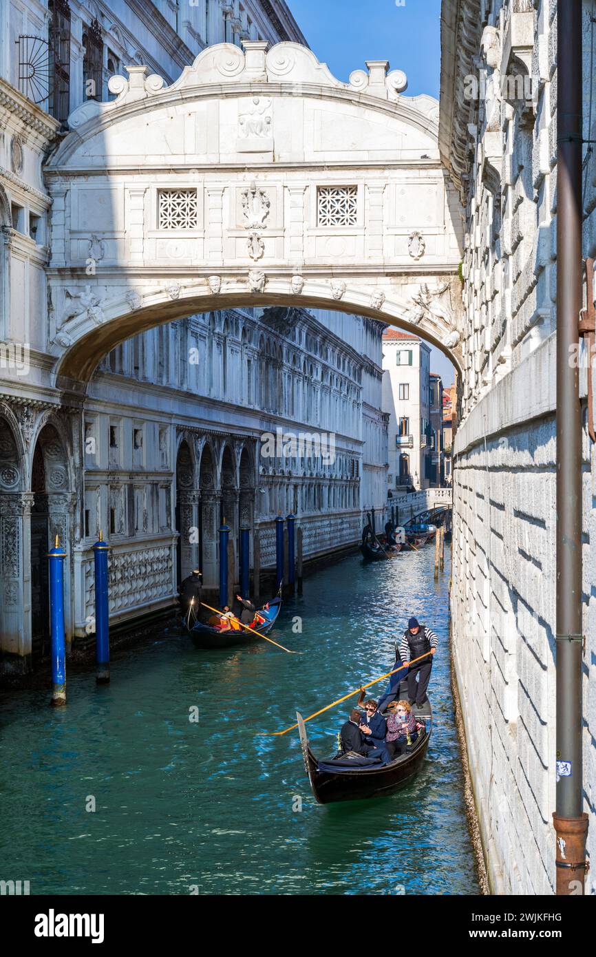 Gondola con Ponte dei Sospiri, Venezia, Veneto, Italia Foto Stock