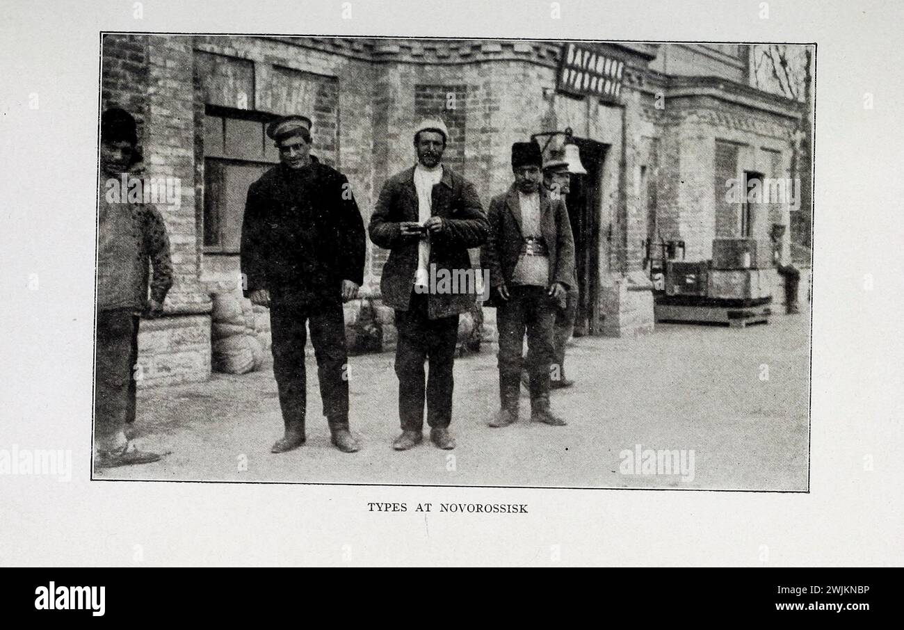Types at Novorossisk from the Russian Empire di Nevin otto Winter, pubblicato nel 1913 Foto Stock