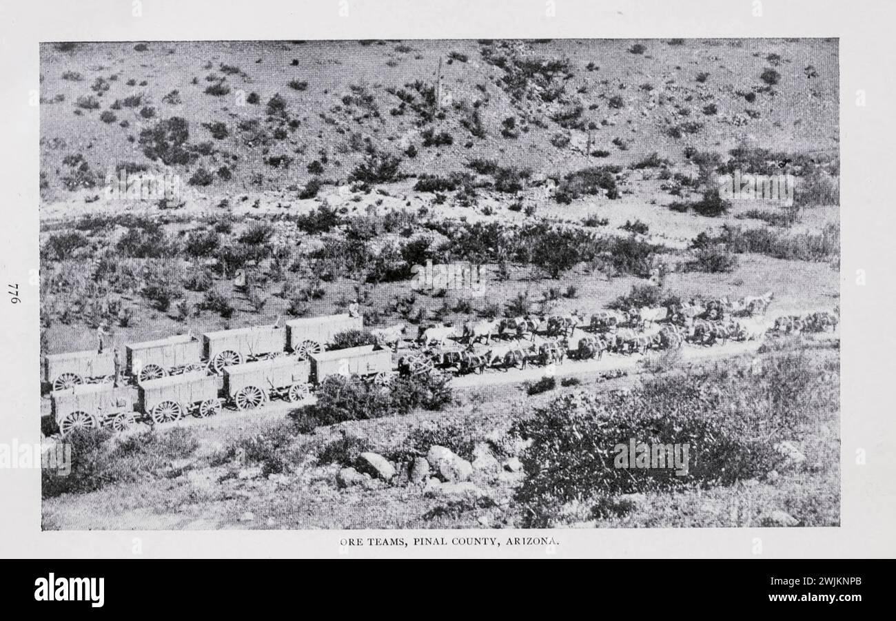 Squadre minerarie, Pinal County, Arizona, dall'articolo LE RISORSE MINERARIE DELL'ARIZONA. Di Thomas Toiige. Dalla rivista Engineering dedicata al progresso industriale volume XI ottobre 1897, Engineering Magazine Co Foto Stock