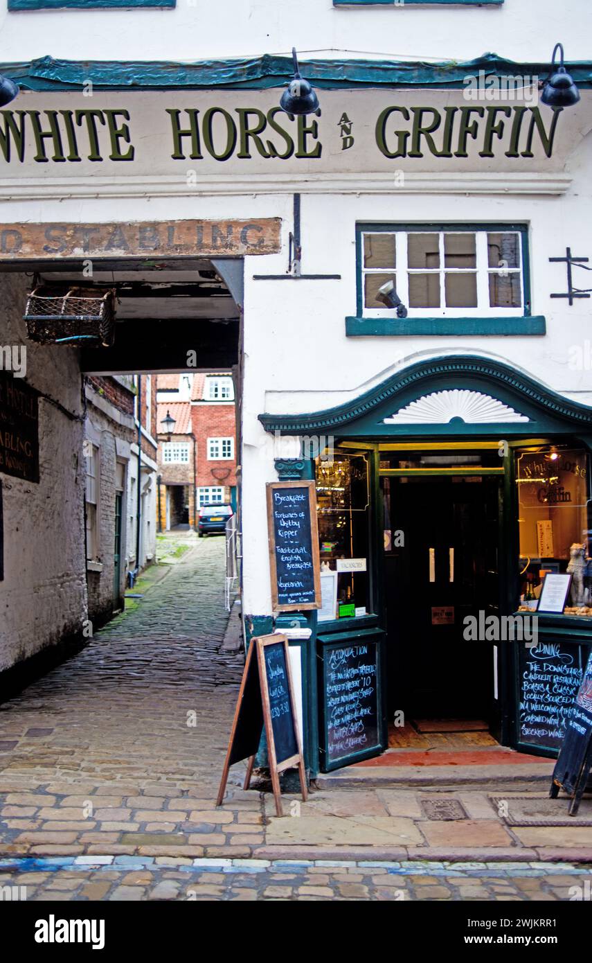 White Horse e Griffin Pub, Whitby, North Yorkshire, Inghilterra Foto Stock