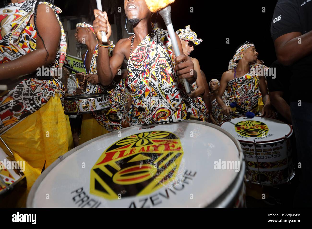 salvador, bahia, brasile - 11 febbraio 2024: Partenza rituale dal blocco Ile Aiye per il carnevale a Salvador. Foto Stock