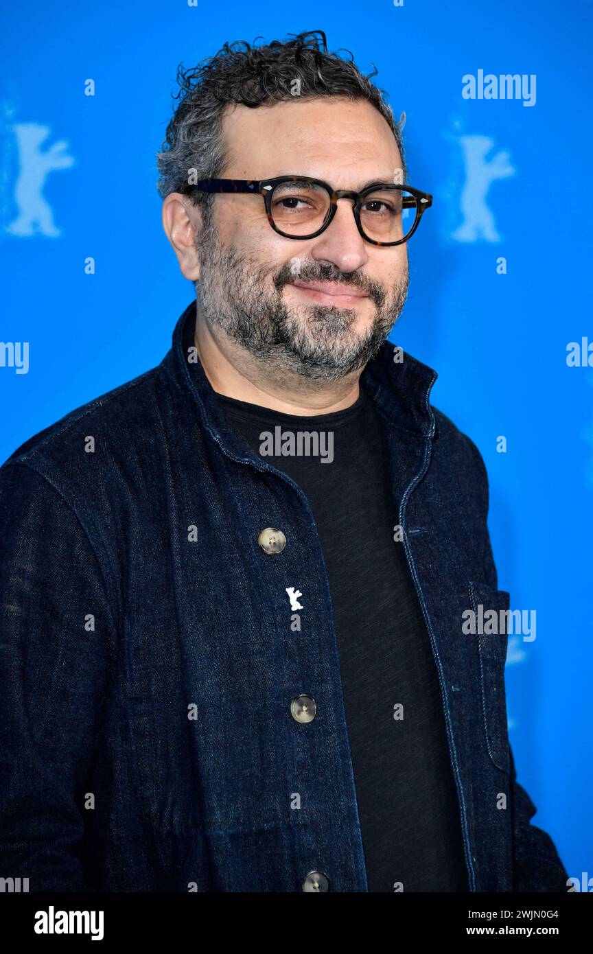 Alfonso Ruizpalacio beim Photocall zum Kinofilm la Cocina auf der Berlinale 2024 / 74. Internationale Filmfestspiele Berlin im Hotel Grand Hyatt. Berlino, 16.02.2024 *** Alfonso Ruizpalacio al photocall per il film la Cocina al Berlinale 2024 74 Berlin International Film Festival presso l'Hotel Grand Hyatt Berlin, 16 02 2024 foto:Xn.xKubelkax/xFuturexImagex cocina_4211 Foto Stock