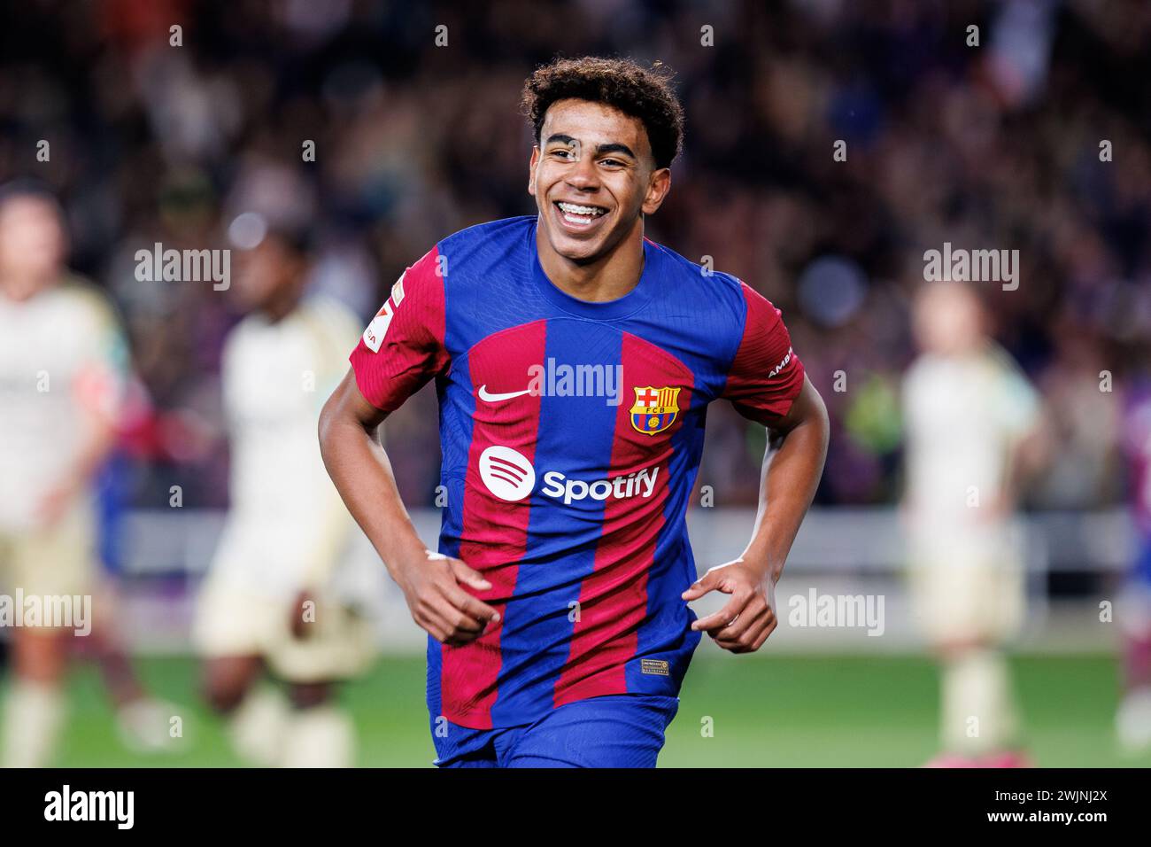 Barcellona, Spagna. 11 febbraio 2024. Lamine Yamal festeggia dopo aver segnato un gol durante la partita LaLiga EA Sports tra FC Barcelona e Granada CF A. Foto Stock