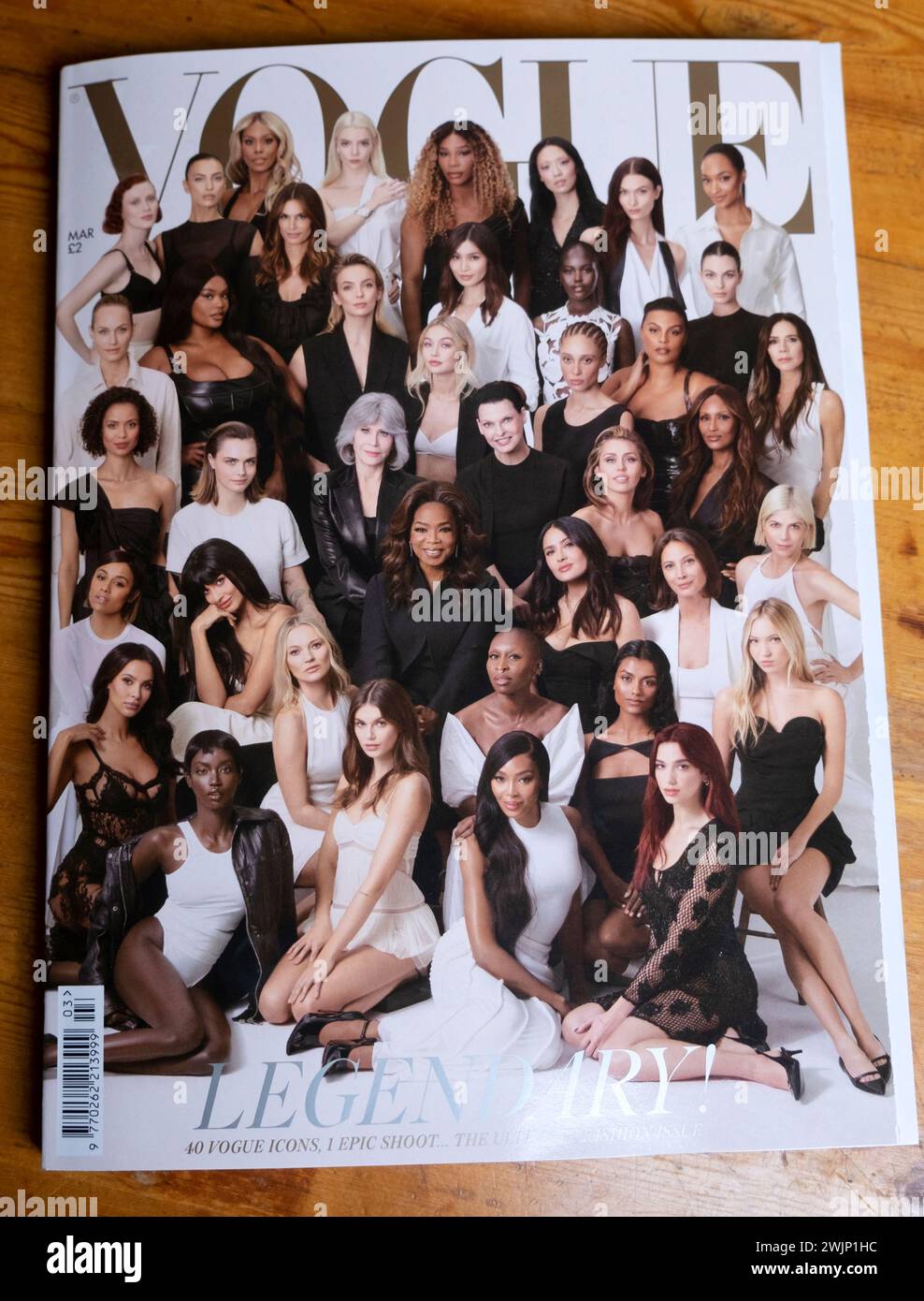 Modelli sulla copertina della rivista Vogue Edward Enninful marzo 2024 Londra Regno Unito Gran Bretagna Foto Stock