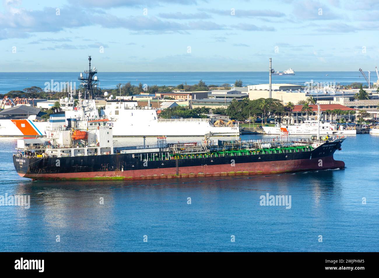 Chang Sheng nave cargo generale che entra nel porto di Honolulu, Honolulu, Oahu, Hawaii, Stati Uniti d'America Foto Stock