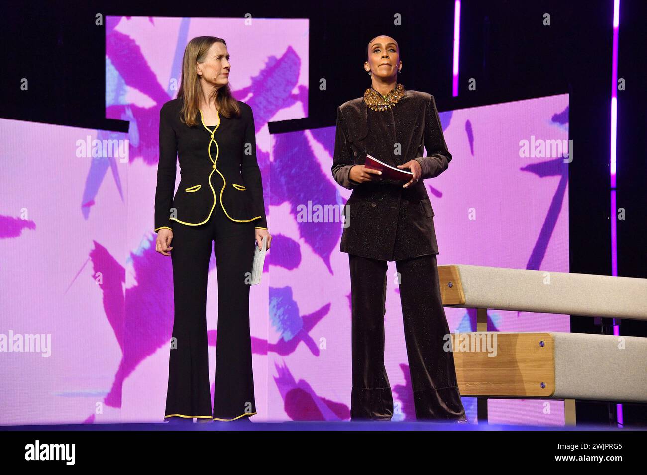Mariette Rissenbeek und Hadnet Tesfai bei der Festivaleröffnung und der Premiere des Kinofilms 'piccole cose come queste / Kleine Dinge wie diese' auf der Berlinale 2024 / 74. Internationale Filmfestspiele Berlin im Berlinale Palast. Berlino, 15.02.2024 Foto Stock