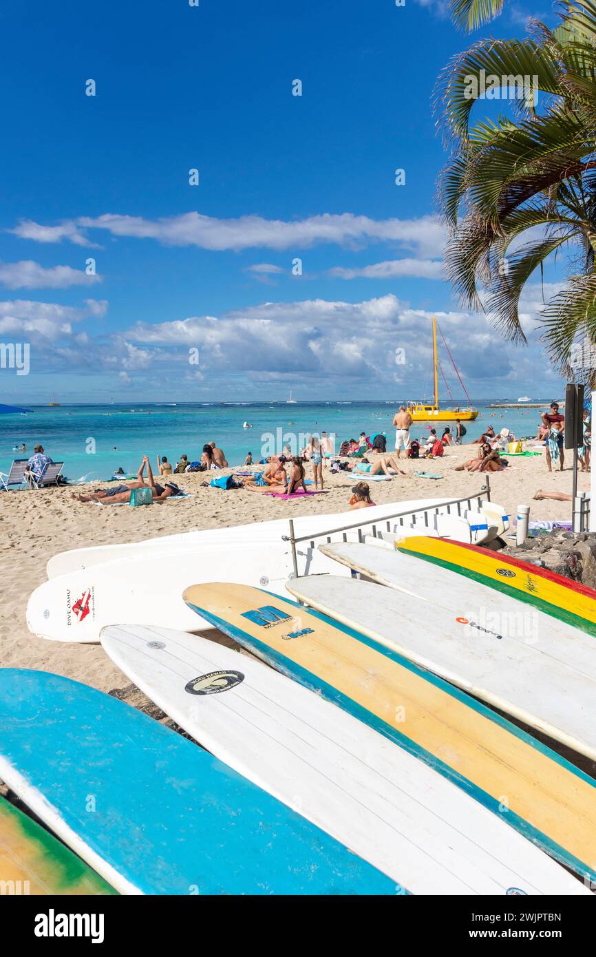 Waikiki Beach, Waikiki, Honolulu, Oahu, Hawaii, Stati Uniti d'America Foto Stock