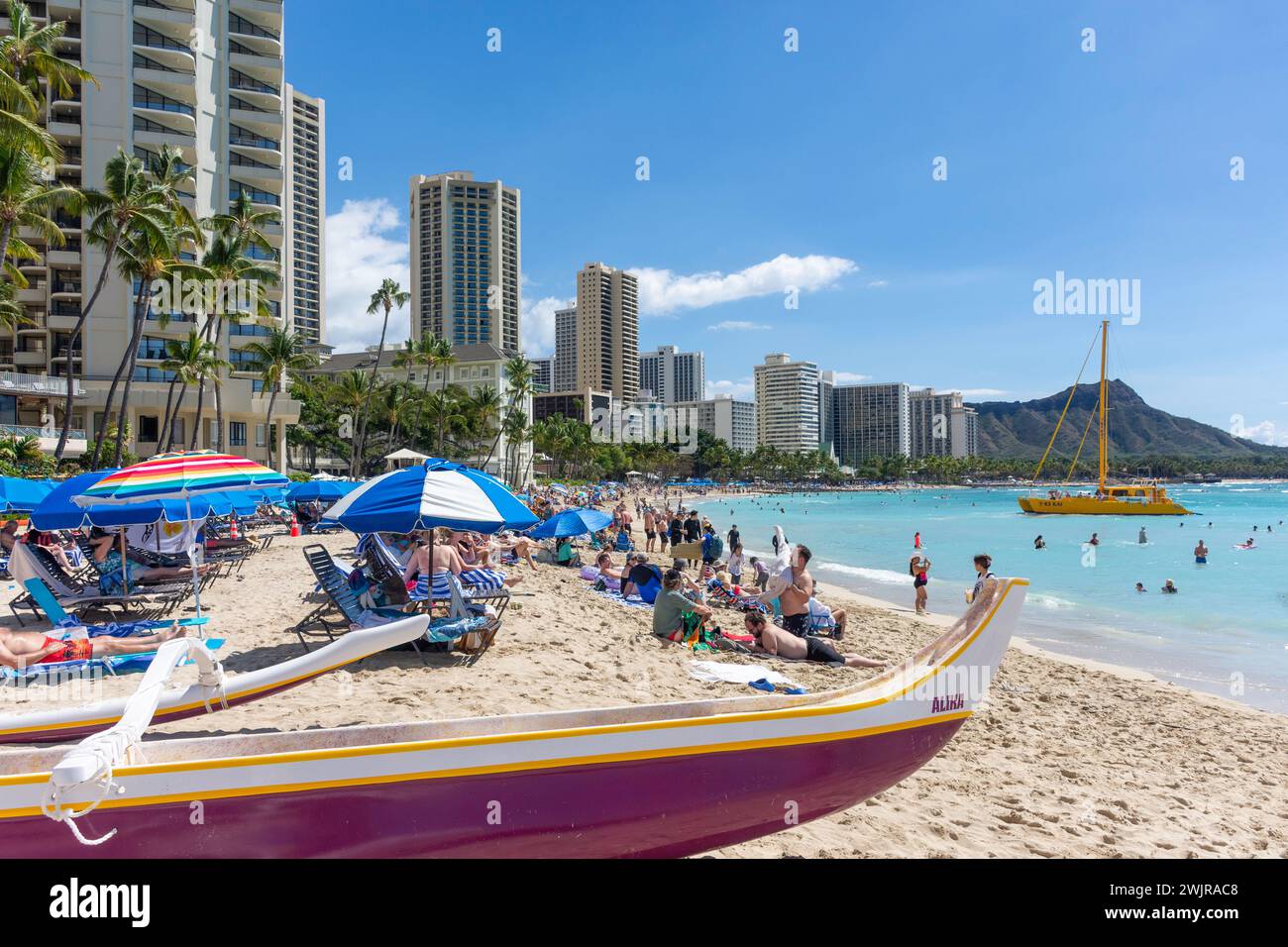 Outrigger canoe, Waikiki Beach, Waikiki, Honolulu, Oahu, Hawaii, Stati Uniti d'America Foto Stock