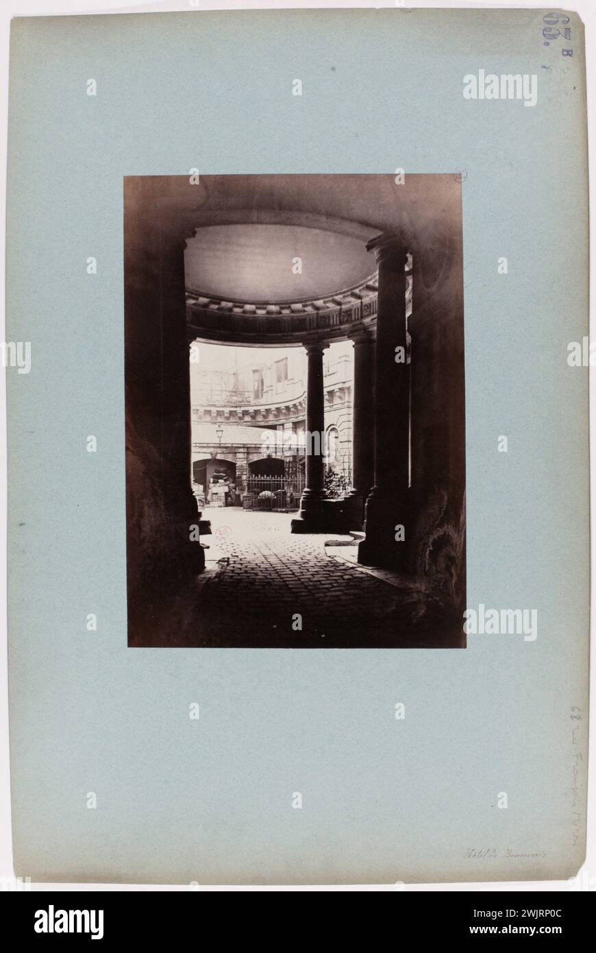 Emonts or Emonds, Pierre (n.1831-03-29-D.1912), Hotel de Beauvais, 68 rue Francois Miron, IV arrondissement, Parigi (), 1862, carta all'albumina. Museo Carnavalet, storia di Parigi. Foto Stock