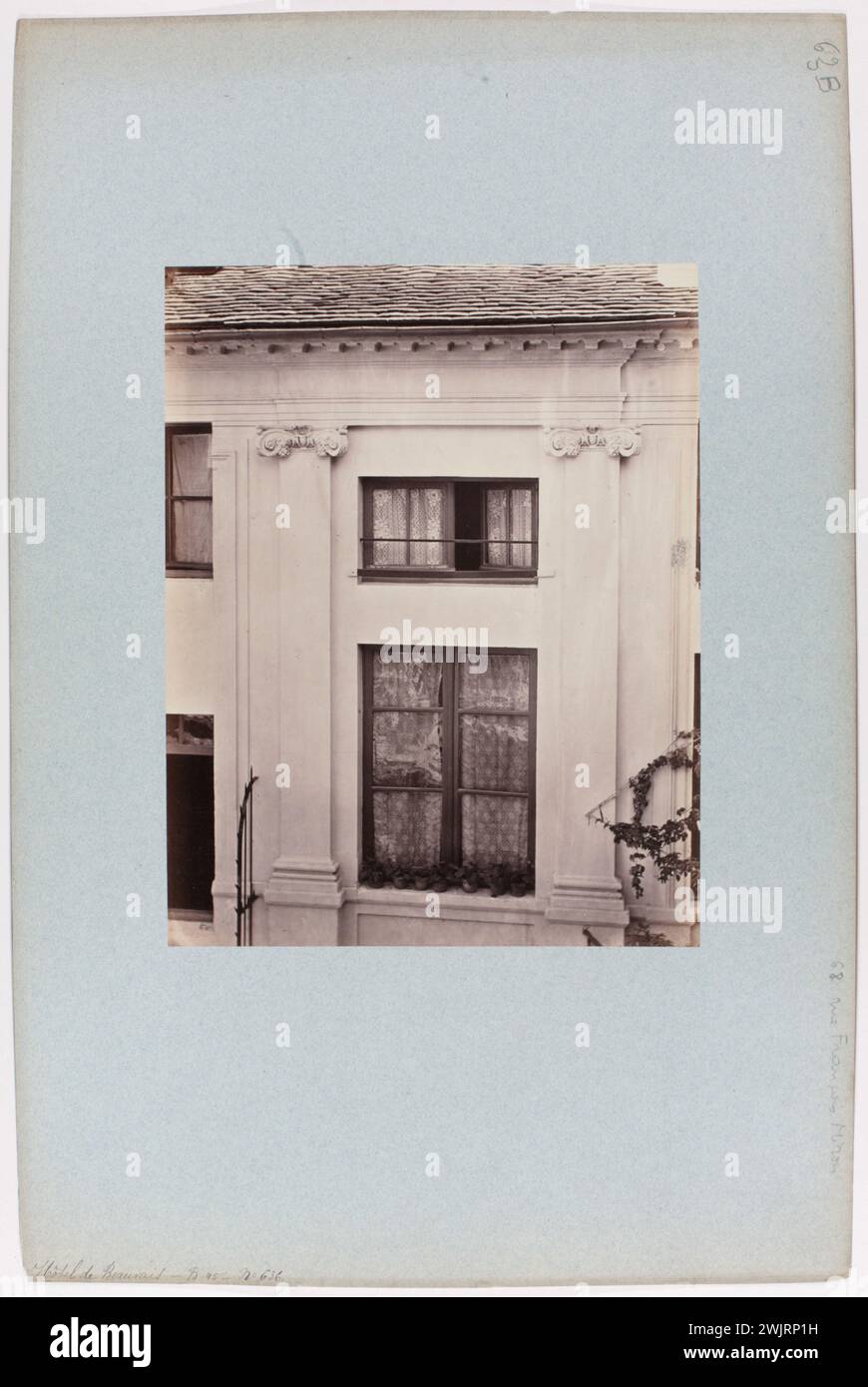 Emonts or Emonds, Pierre (n.1831-03-29-D.1912), Hotel de Beauvais, 68 rue Francois Miron, IV arrondissement, Parigi (), 1862, carta all'albumina. Museo Carnavalet, storia di Parigi. Foto Stock