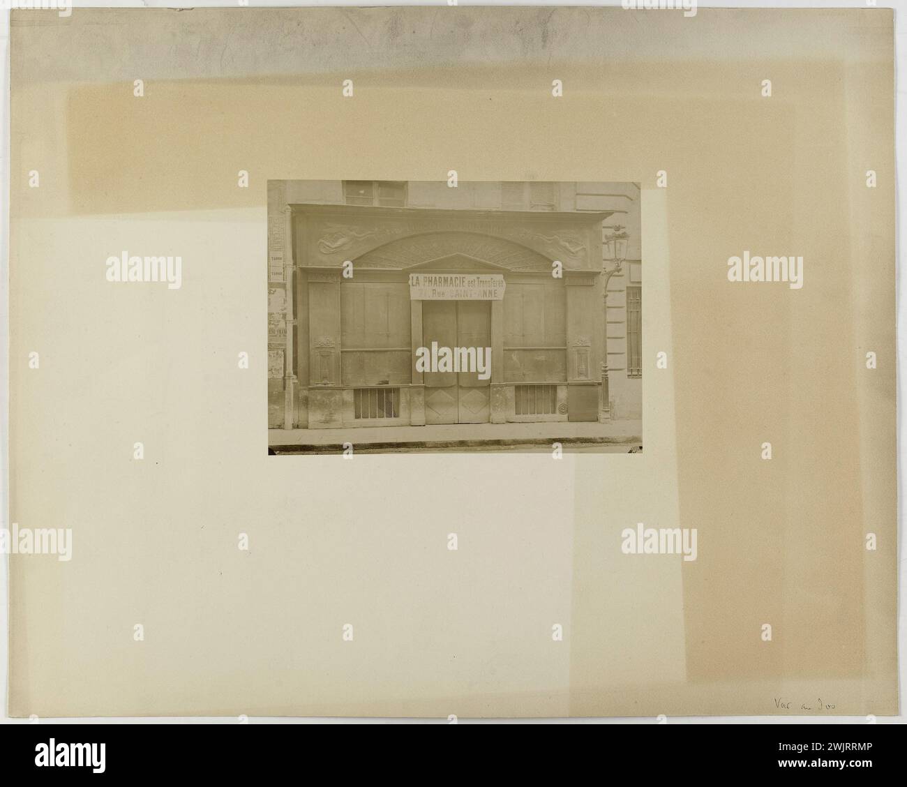 Fratelli Catala (stampa). Farmacista rue de Grammont n ° 14 / (Vista effettuata nel dicembre 1913). Farmacista, 14 rue de Grammont, 2° arrondissement, Parigi. Estrazione gelatino-argento-bromuro. nel 1913-12-1913-12. Parigi, museo Carnavalet. 144174-22 Foto Stock