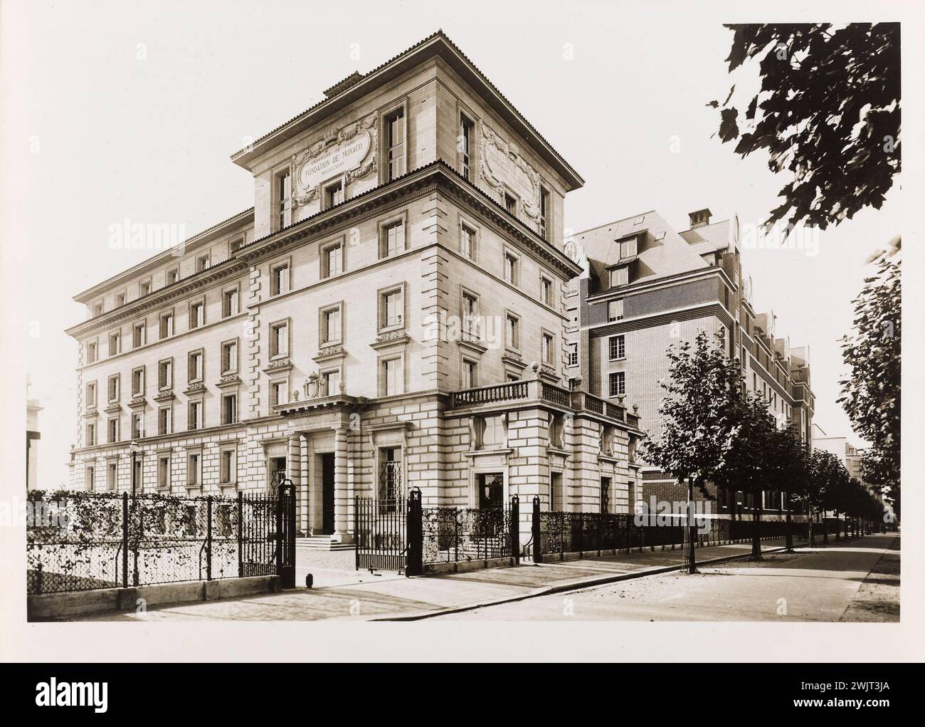International House dedicata ai residenti della Cité Internationale Universitaire de Paris (14° arr.). Fondazione di Monaco. Fotografia di Edouard Fiorillo. Estrazione gelatino-argento-bromuro. Dopo il 1937. Parigi, Museo Carnavalet. 144179-25 Foto Stock
