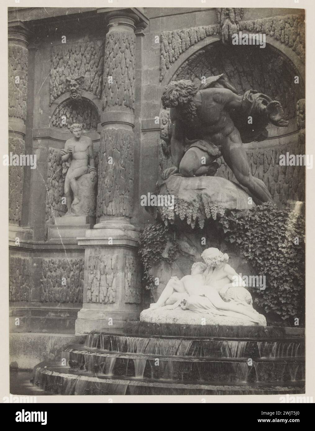 Blancard, Ippolita (1843 - D.1924), sorprendente polifemo Galatée tra le braccia di Aci, statua della Fontaine de Médicis, Jardin du Luxembourg, vi arrondissement, Parigi (titolo fittizio), 1890. Stampa Platinum. Museo Carnavalet, storia di Parigi. Foto Stock