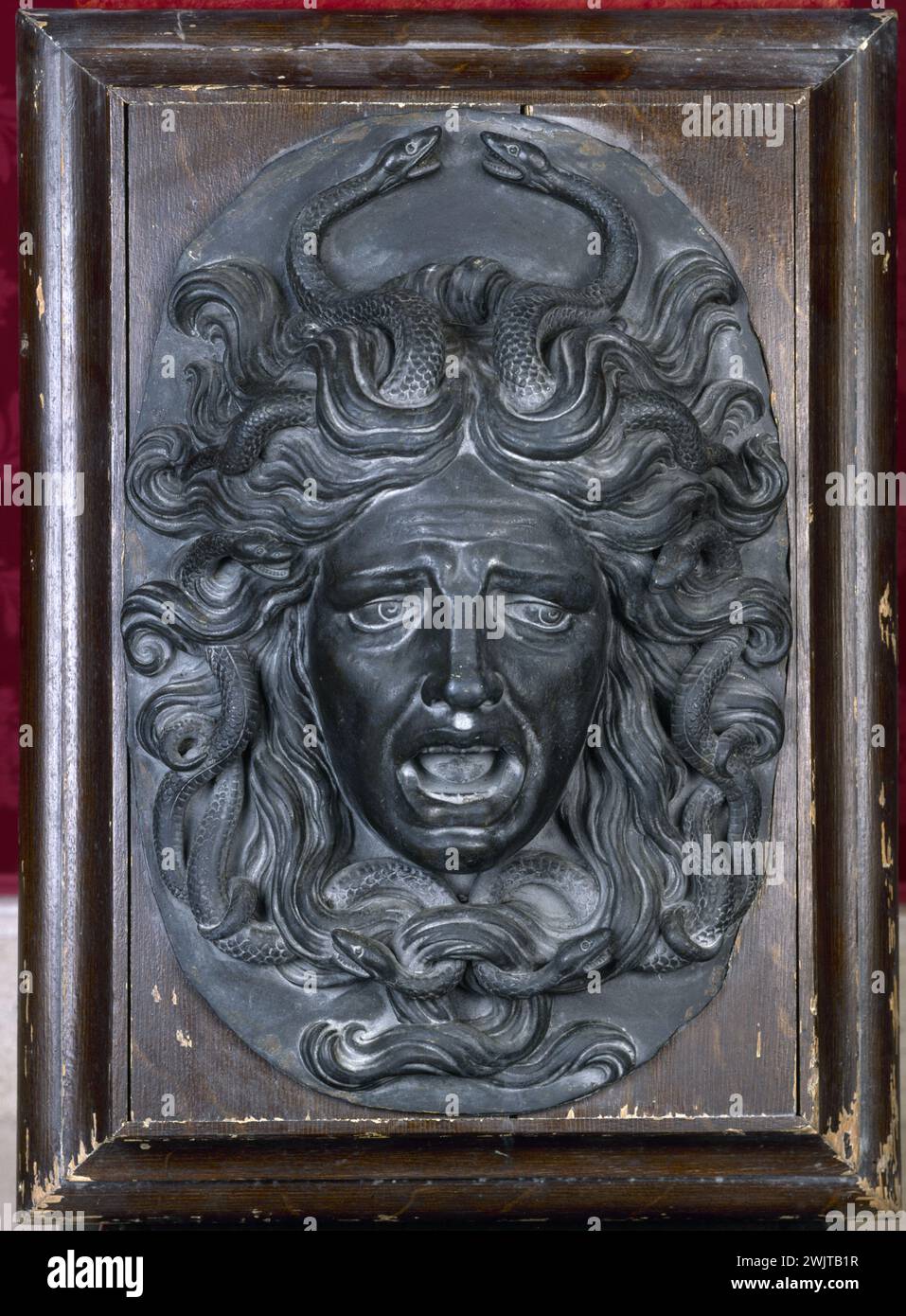 Berthelot. "Capo della Medusa de la porte de l'Hotel de Ville de Paris". Parigi, museo Carnavalet. divin mitologico greco, Paris City Hotel, Medusa, porta, scolpito, Tete Foto Stock