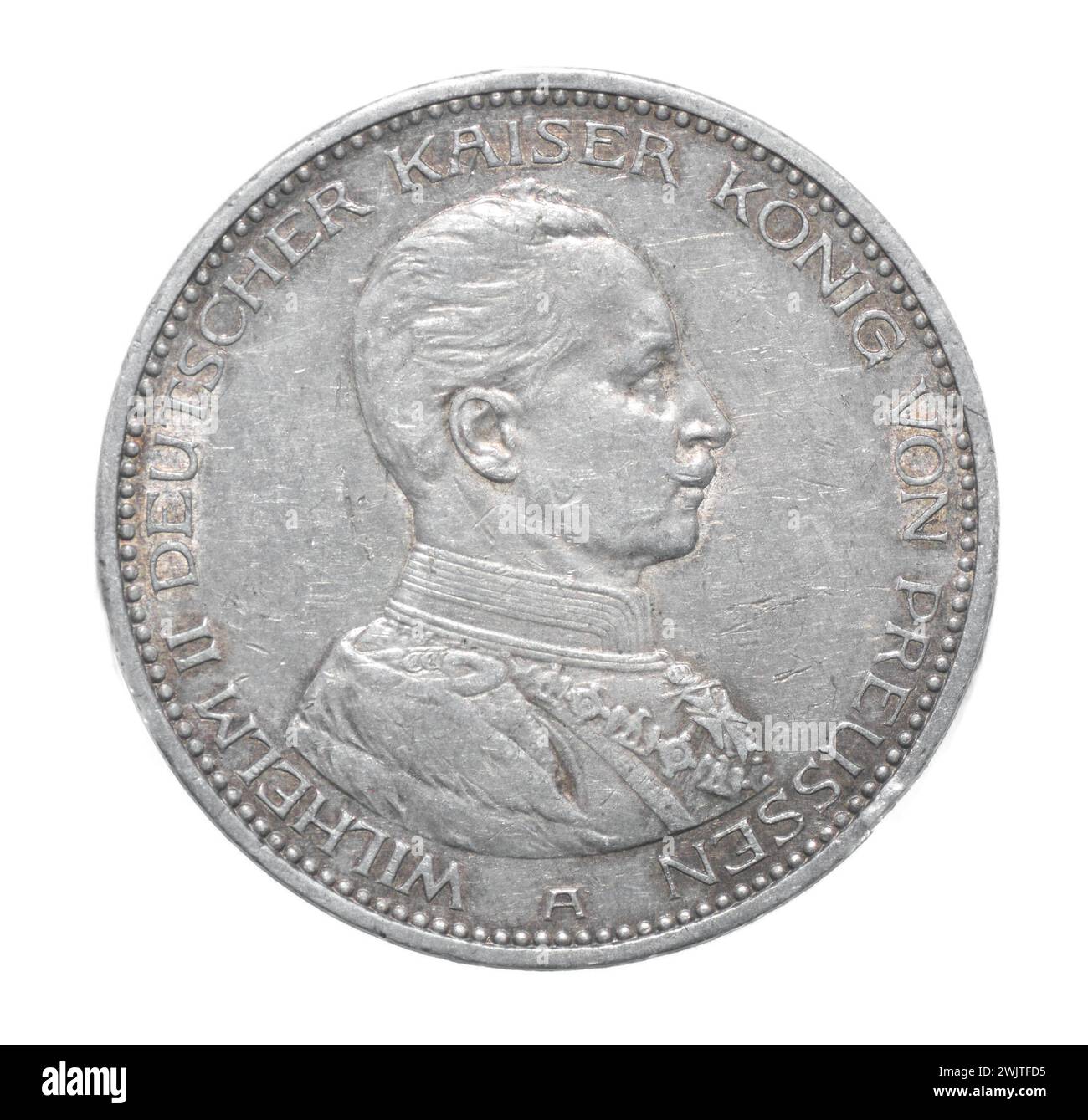 Wilhelm II Deutscher Kaiser Konig Von Preussen Busto del re a destra 1913 Deutsches Reich 5 funf Mark autentica moneta, lato anteriore opposto isolato su Foto Stock