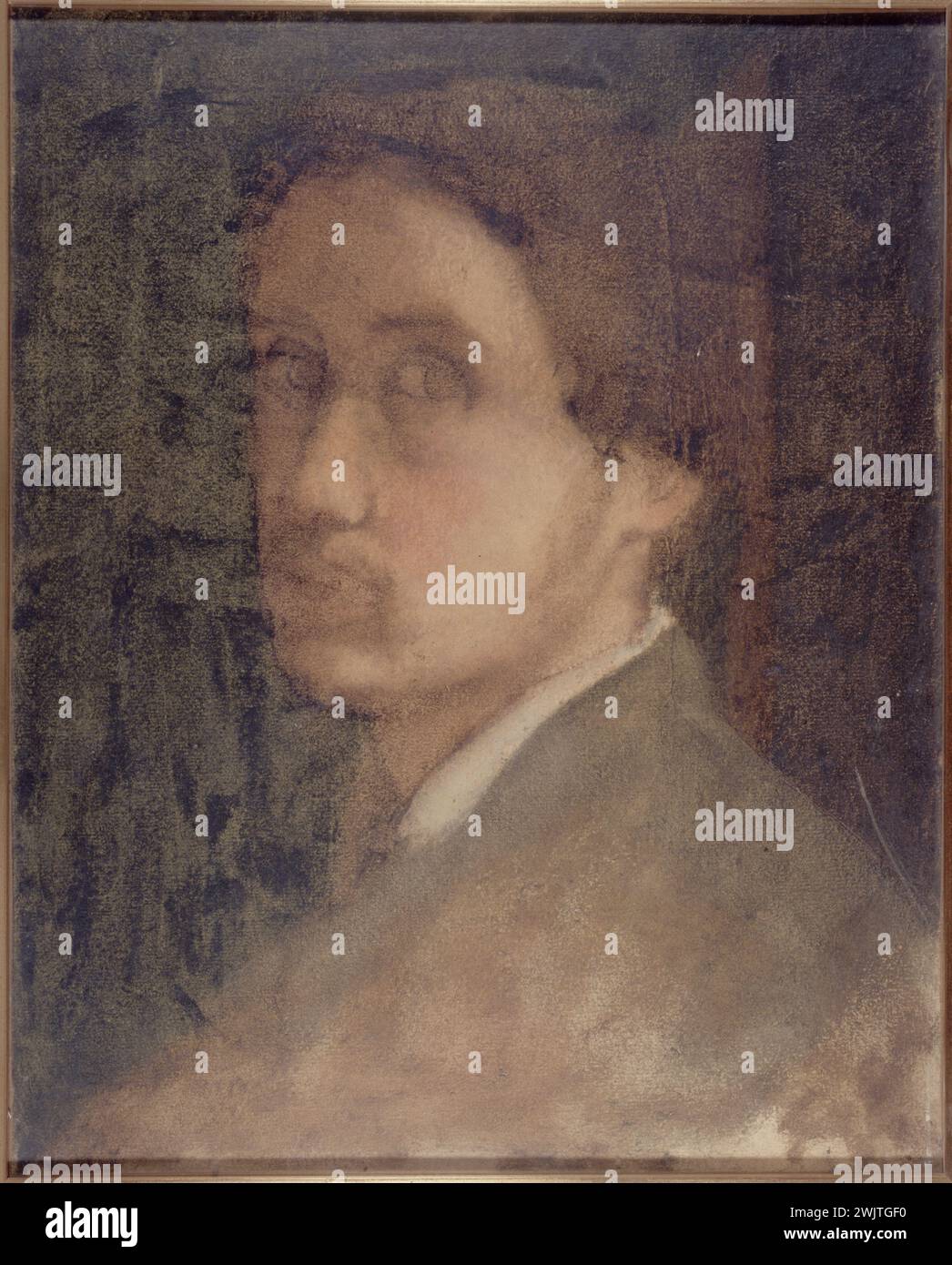Edgar Degas (1834-1817). "Ritratto dell'artista". Disegno, intorno al 1858. Museo delle Belle Arti della città di Parigi, Petit Palais. 31506-3 artista, autoritratto, disegno, ritratto Foto Stock