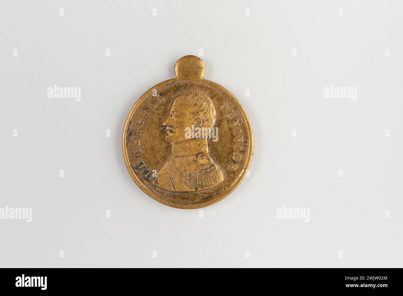 Museo Carnavalet, collezione di medaglie generale Duvivier Busto a destra a sinistra; Monumento a forma di obelisco adornato con palme e corone, affiancato da due soldati e, a sinistra di una palma, a destra di un salice. Foto Stock