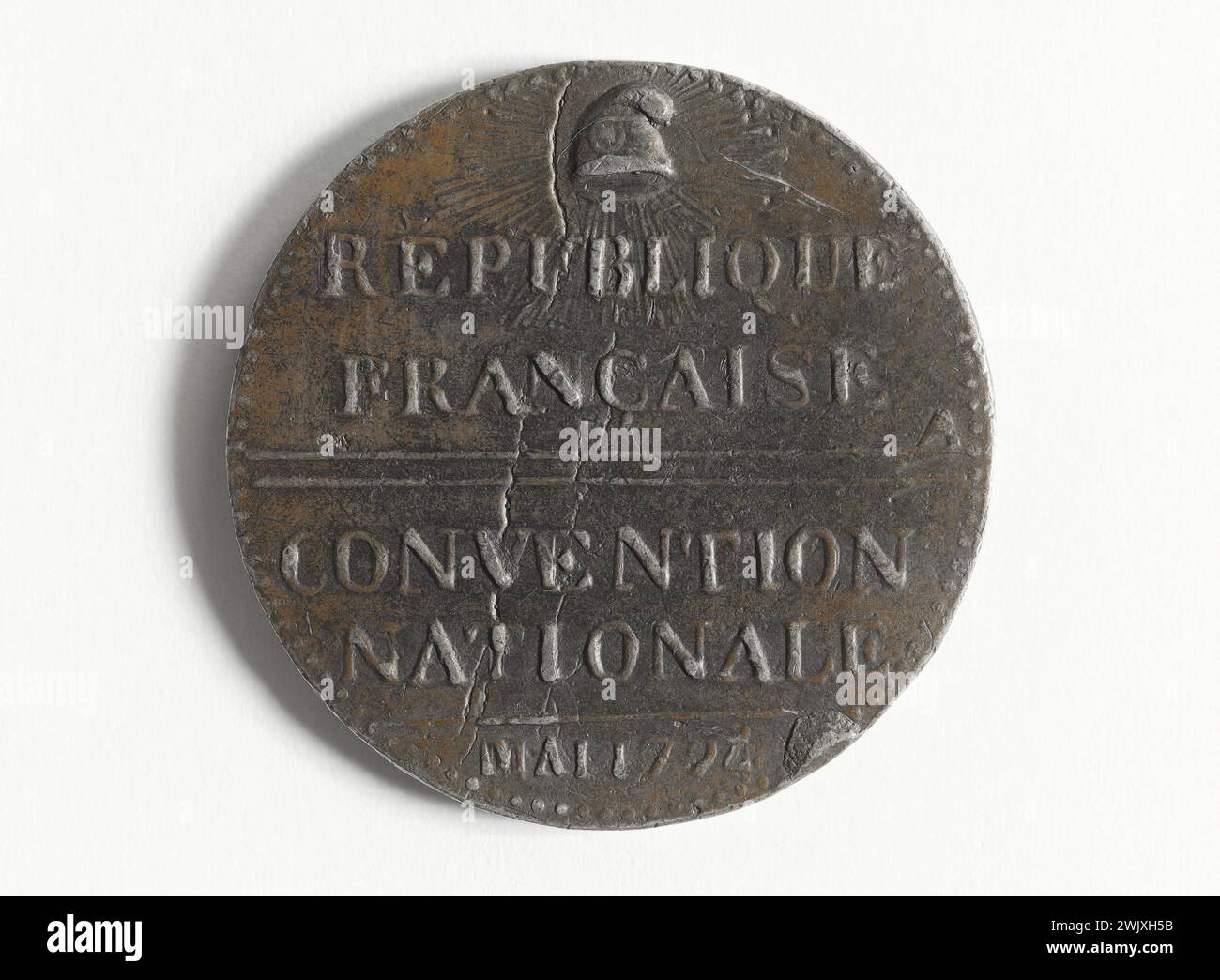 Anonimo. "All'essere Supremo, maggio 1794". Etain, 1794 anni. Parigi, museo Carnavalet. 57421-19 cappello frigio, convenzione nazionale, stagno, essere supremo, repubblica, medaglia, numismatica, periodo rivoluzionario, premiere, repubblica francese Foto Stock