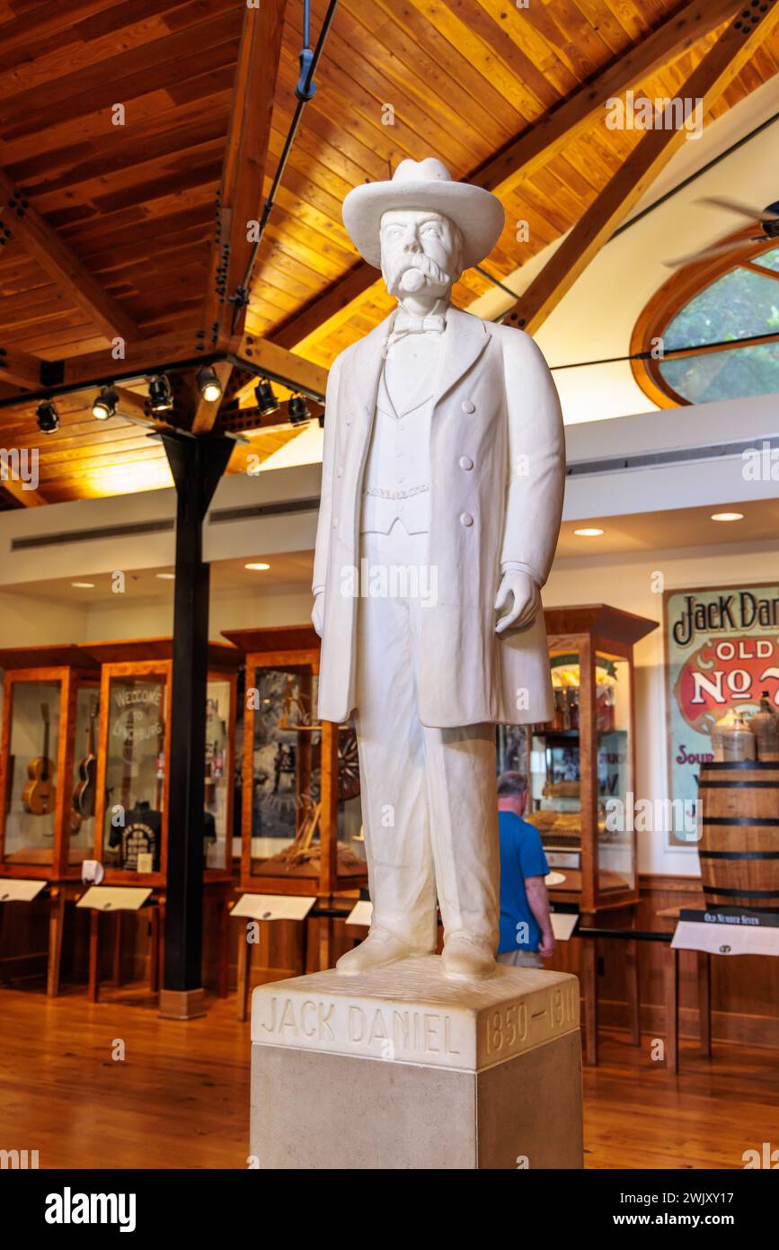 Statua di Jack Daniel nel centro visitatori della distilleria Jack Daniel a Lynchburg, Tennessee Foto Stock
