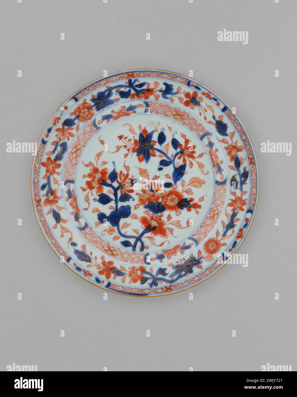 Sconosciuto, piatto, imitazione imitazione decor (nome comune). Porcellana, smalti policromi. Petit Palais, Museo di Belle Arti della città di Parigi. Foto Stock