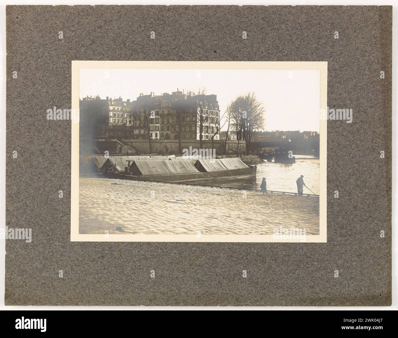 Rive della Senna. Parigi. Fotografia anonima. Estrazione gelatina-argento-bromuro, Parigi, museo Carnavalet. 123087-12 Foto Stock