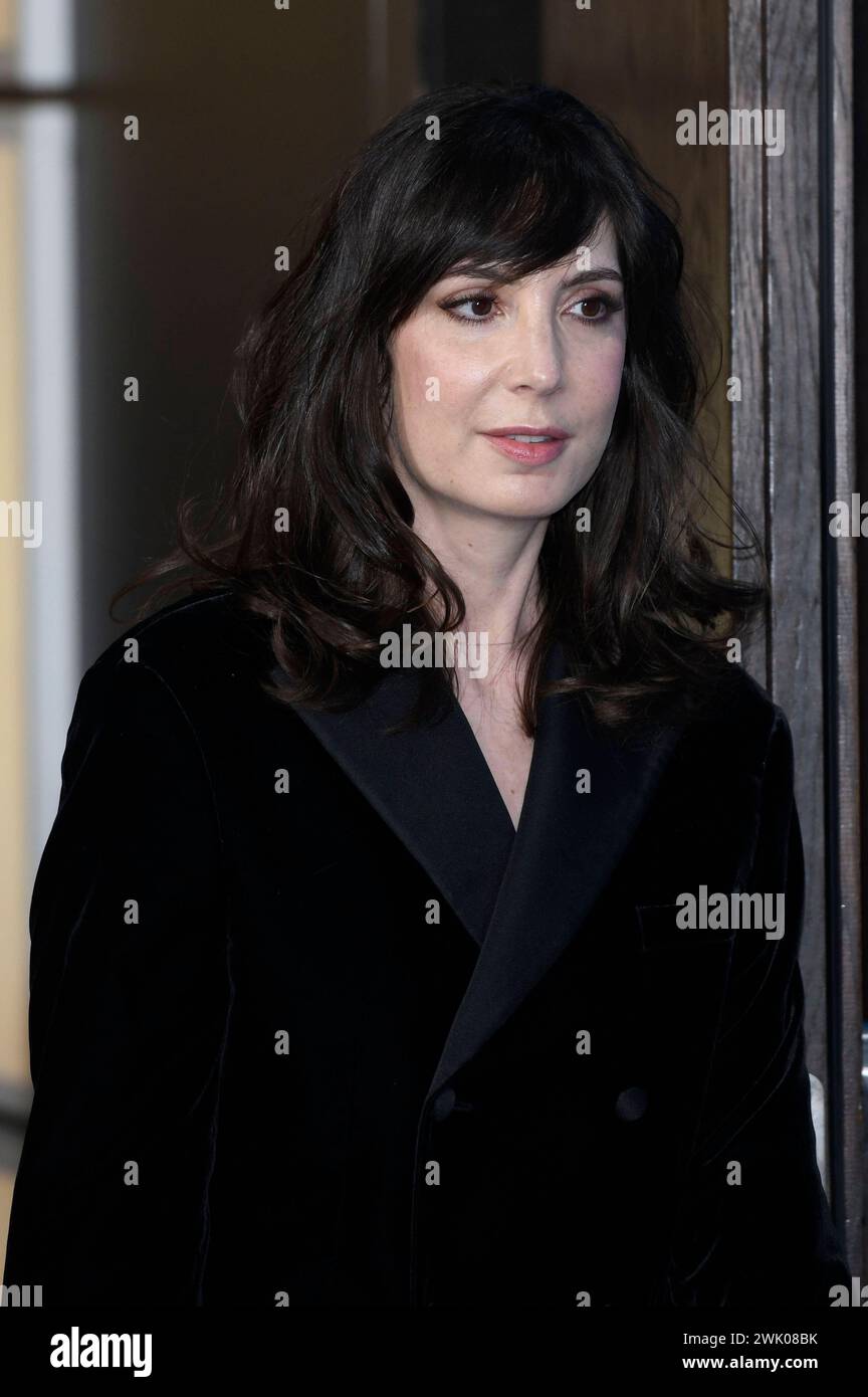 Nora Hamzawi beim Photocall zum Kinofilm Hors du temps / tempo sospeso auf der Berlinale 2024 / 74. Internationale Filmfestspiele Berlin im Hotel Grand Hyatt. Berlino, 17.02.2024 *** Nora Hamzawi al photocall per il lungometraggio Hors du temps sospeso al Berlinale 2024 74 Berlin International Film Festival presso l'Hotel Grand Hyatt Berlin, 17 02 2024 foto:Xn.xKubelkax/xFuturexImagex temps_4225 Foto Stock