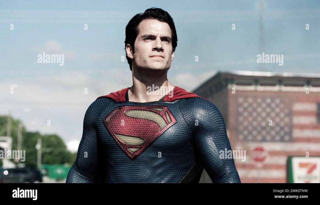 UOMO D'ACCIAIO 2013 Warner Bros Film con Henry Cavill nel ruolo di Kal-El/Clark Kent Foto Stock