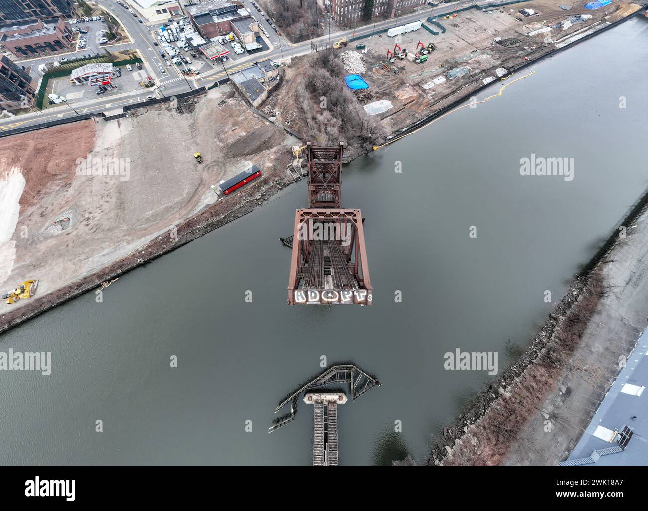 Antenna di Newark, NJ e NX Bridge sul fiume Passaic. Foto Stock