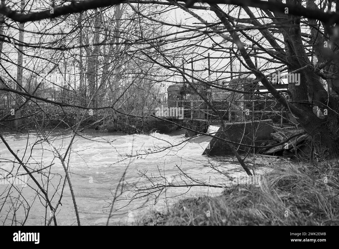 Hochwasser in Lippstadt, Ortsteil Overhagen, Überschwemmung der Lippewiesen entlang der Lippe, NRW, Deutschland, Germania, Europa, Europa inverno 2023 Foto Stock