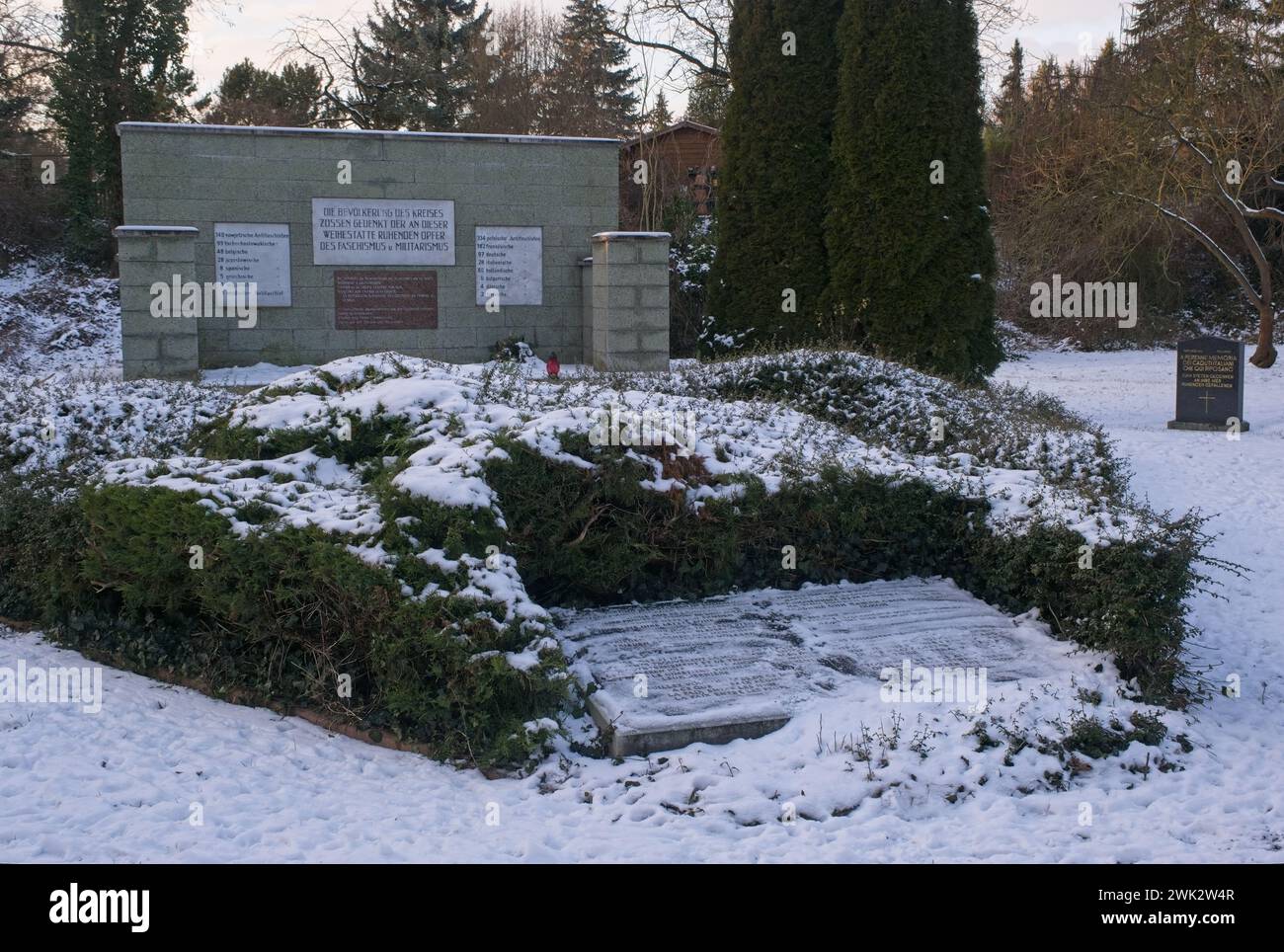 Grossbeeren, Germania - 20 gennaio 2024: Questo memoriale commemora il campo di lavoro forzato Grossbeeren istituito dalla Gestapo e dalle sue vittime durante il secondo Foto Stock