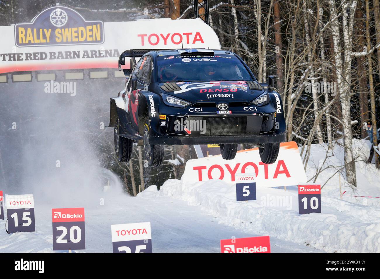 Umeå, SVEZIA 20240218Kalle Rovanperä, Finlandia, con il lettore di mappe Jonne Halttunen, Finlandia, Toyota GR Yaris Rally1 Hybrid, RC1 Rally1 sulla 18 ^ tappa (. Foto Stock