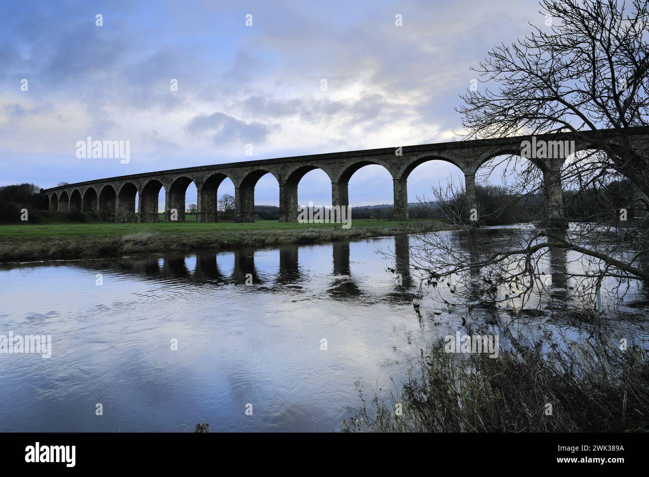 Il viadotto di Arthington, noto anche come Castley Viaduct, Arthington Village, Wharfedale, West Yorkshire, Inghilterra Foto Stock