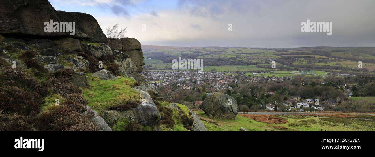 Le rocce di mucca e vitello su Ilkley Moor, Ilkley Town, West Yorkshire, Inghilterra, Regno Unito Foto Stock