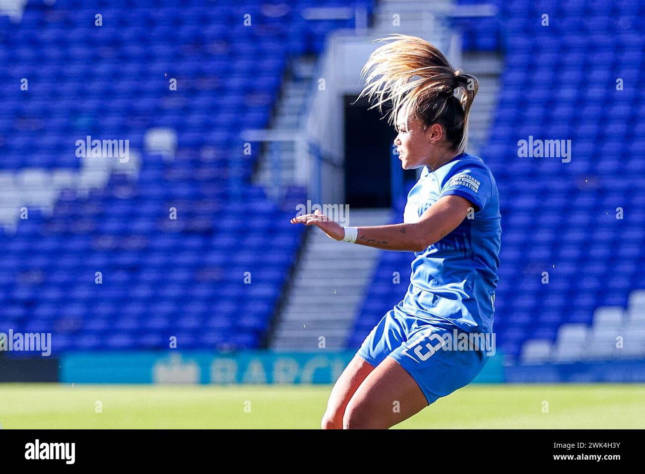 Birmingham, Regno Unito. 18 febbraio 2024. Ivana fuso di Birmingham City durante il match per il Women Championship tra Birmingham City Women e Southampton Women a St Andrews, Birmingham, Inghilterra, il 18 febbraio 2024. Foto di Stuart Leggett. Solo per uso editoriale, licenza richiesta per uso commerciale. Non utilizzare in scommesse, giochi o pubblicazioni di singoli club/campionato/giocatori. Crediti: UK Sports Pics Ltd/Alamy Live News Foto Stock