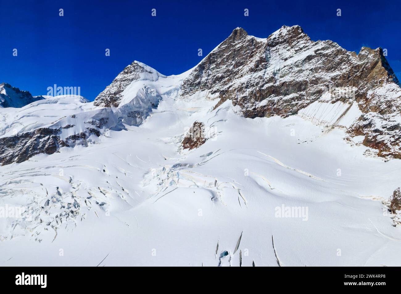 Veduta della Jungfrau, la cima d'Europa, l'Oberland Bernese, Svizzera Foto Stock