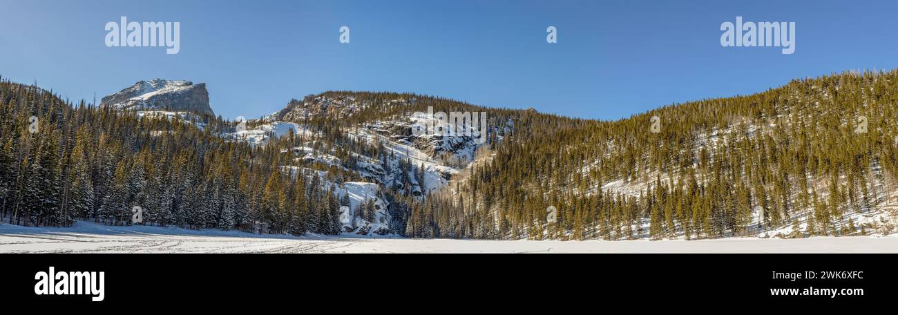 Le Montagne Rocciose in inverno. Parco nazionale delle Montagne Rocciose in Colorado Foto Stock