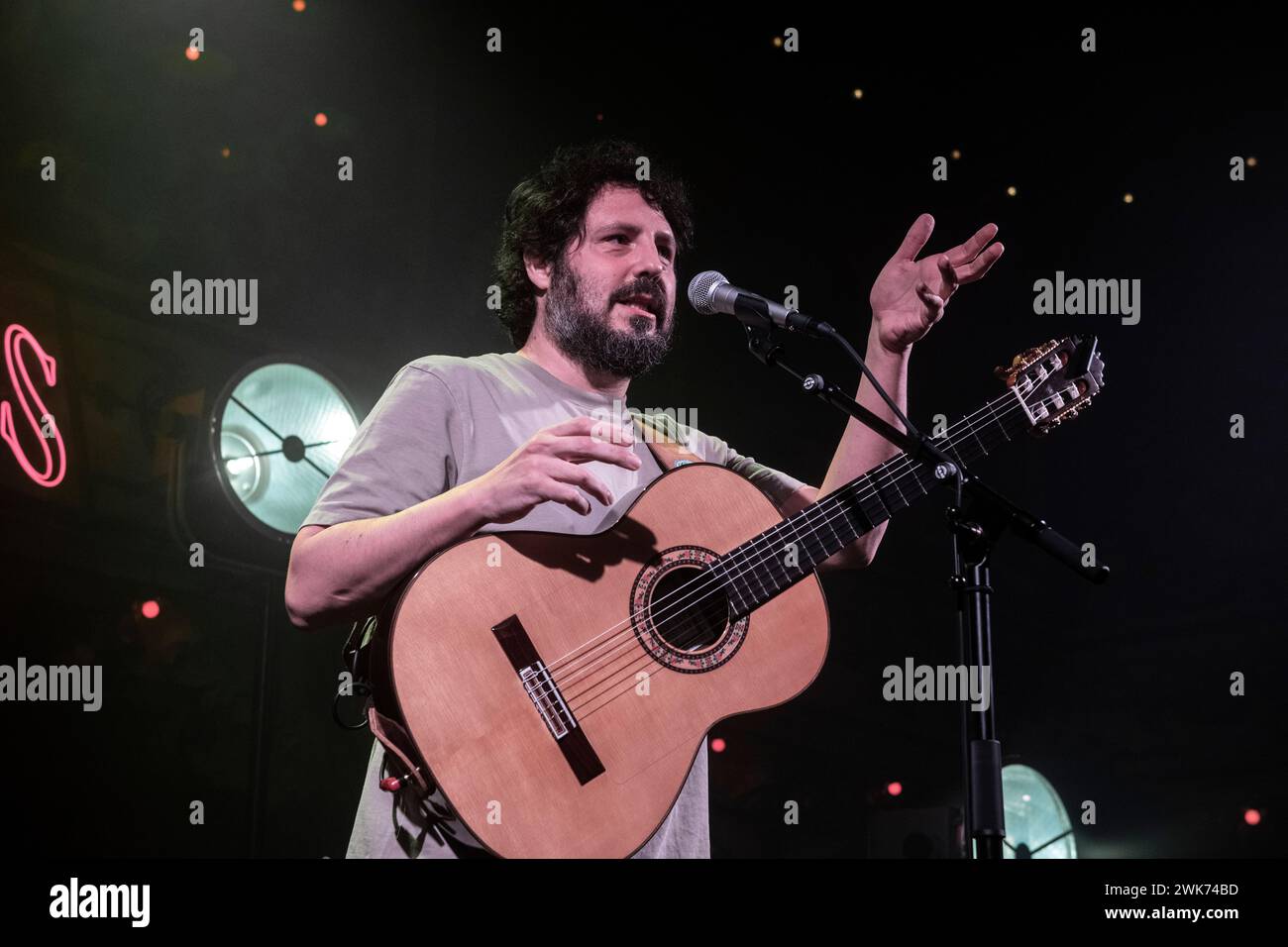El Kanka si esibisce a la Paloma, Barcellona, 15 febbraio 2024. Fotografo: ALE Espaliat Foto Stock