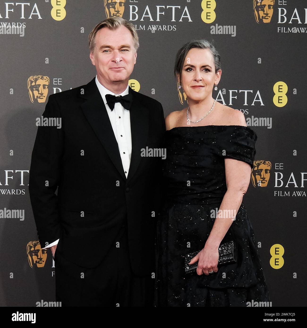 Royal Festival Hall, Londra, Regno Unito. 18 febbraio 2024. Christopher Nolan ed Emma Thomas hanno fotografato gli EE BAFTA Film Awards 2024 Red Carpet Arrivals. Foto di Julie Edwards./Alamy Live News Foto Stock