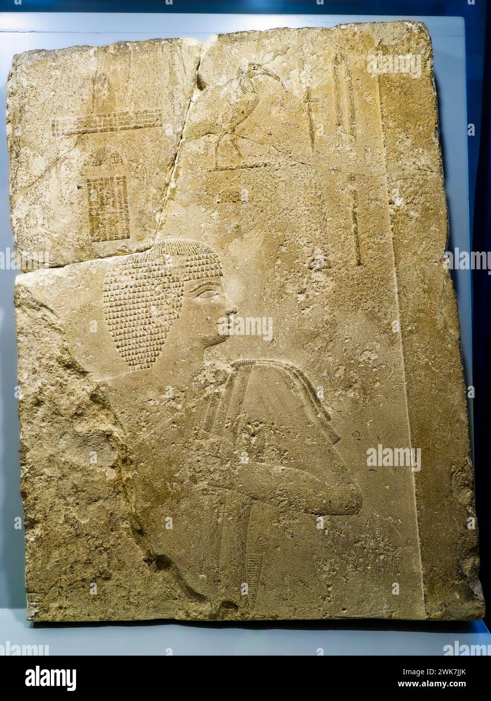Rilievo murale dalla tomba di Akhethotep - Vecchio regno, Dinastia IV (2640 - 2520 a.C.) - calcare - dal basso Egitto, Giza - Museo di Scultura Antica Giovanni Barracco, Roma, Italia Foto Stock