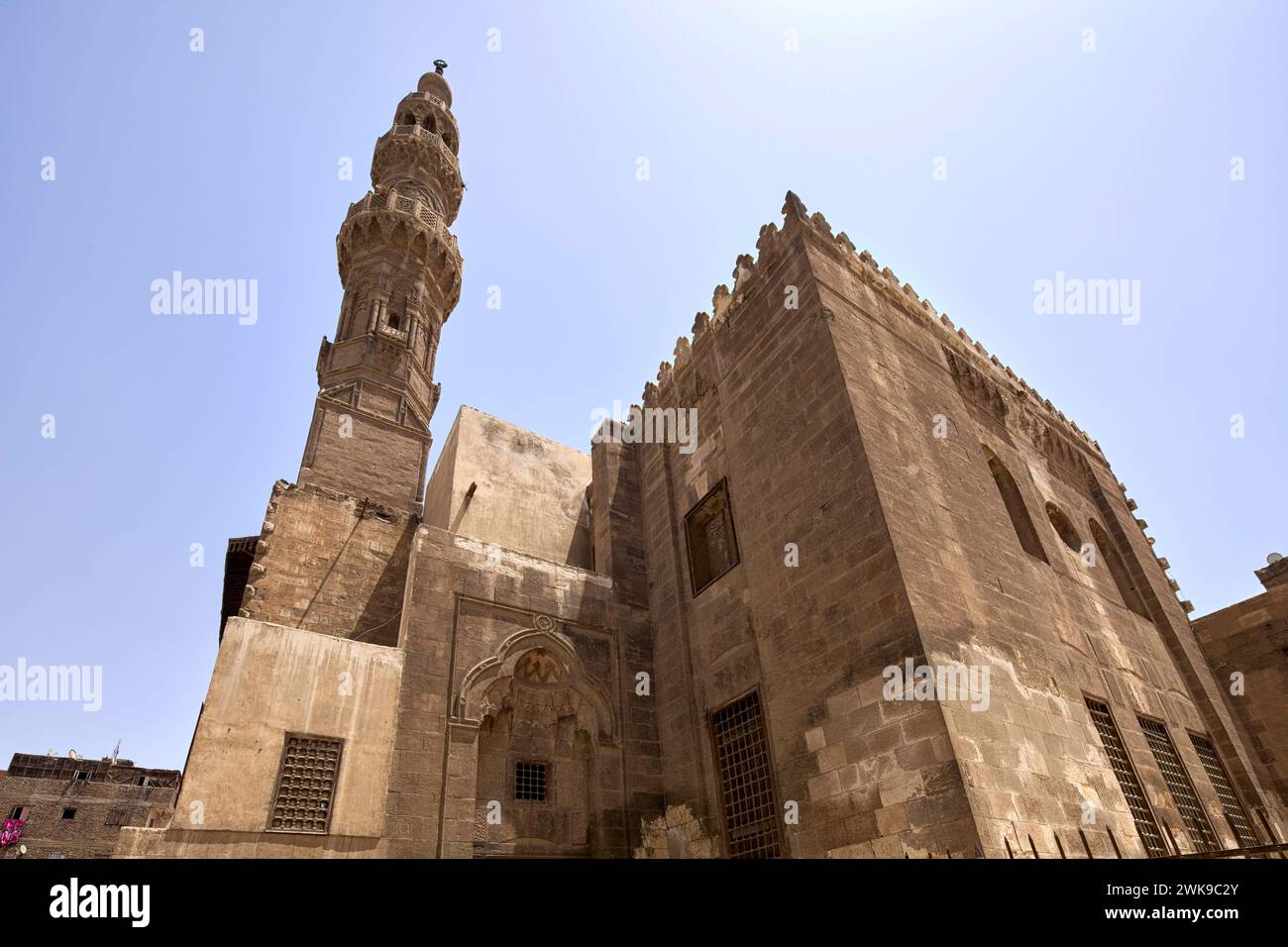 Mausoleo moschea del sultano al Ashraf Qaytbay nella città dei morti, cimitero settentrionale, Cairo, Egitto Foto Stock