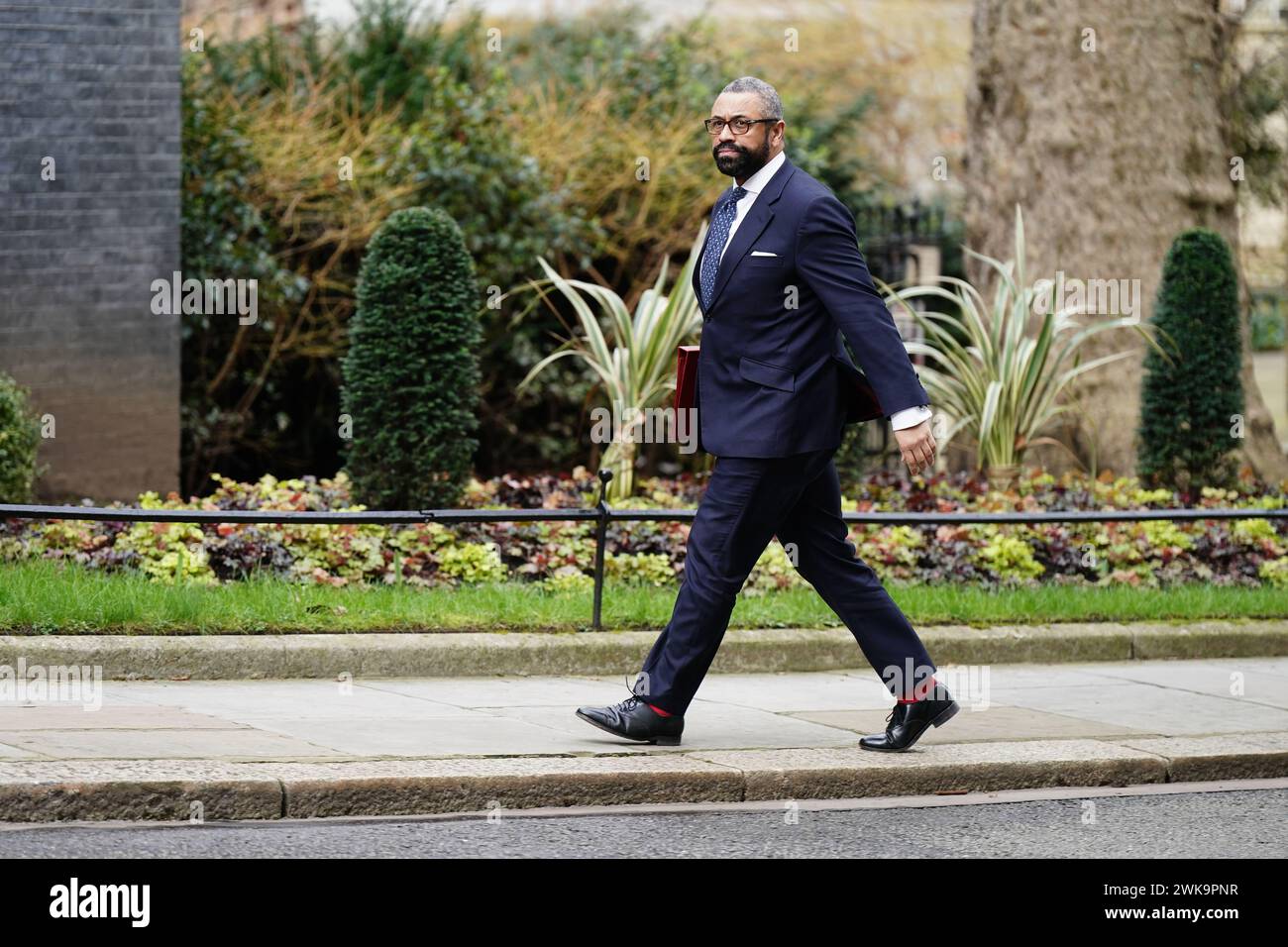 L'Home Secretary James arriva abilmente a Downing Street, Londra, per una riunione del Gabinetto. Data foto: Lunedì 19 febbraio 2024. Foto Stock