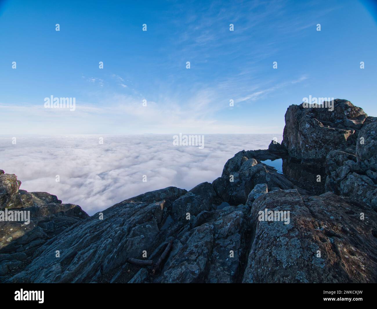 sopra le nuvole in cima alla catena montuosa della catena montuosa blue ridge in virginia Foto Stock