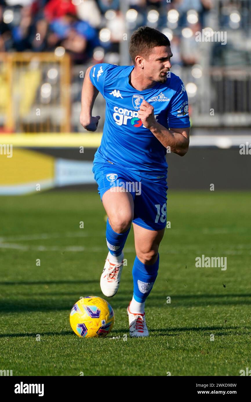 Empoli, Italia. 18 febbraio 2024. Foto Marco Bucco/LaPresse 18 febbraio 2024 - Empoli (FI), Italia Sport, calcio Empoli vs Fiorentina - Campionato italiano di calcio serie A TIM 2023/2024 - Stadio Castellani (FI). Nella foto: Gabriel Razvan Marin in azione foto Marco Bucco/LaPresse 18 febbraio 2024 - Empoli (FI), Italia Sport, calcio Empoli vs Fiorentina - Campionato Italiano di calcio serie A 2023/2024 - Stadio Castellani (FI). Nella foto: Gabriel Razvan Marin in azione credito: LaPresse/Alamy Live News Foto Stock