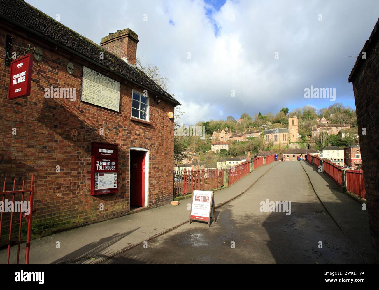 Iron bridge Tollhouse, Ironbridge, Telford, Shropshire, Inghilterra, REGNO UNITO. Foto Stock
