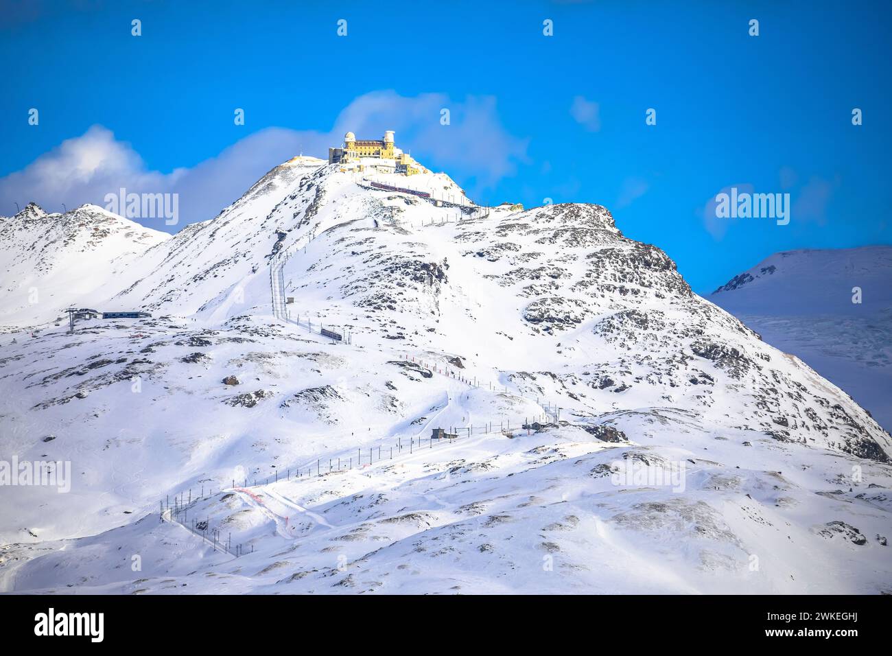 Picco del Gorngerat nella zona sciistica di Zermatt, regione Vallese in Svizzera Alpi Foto Stock