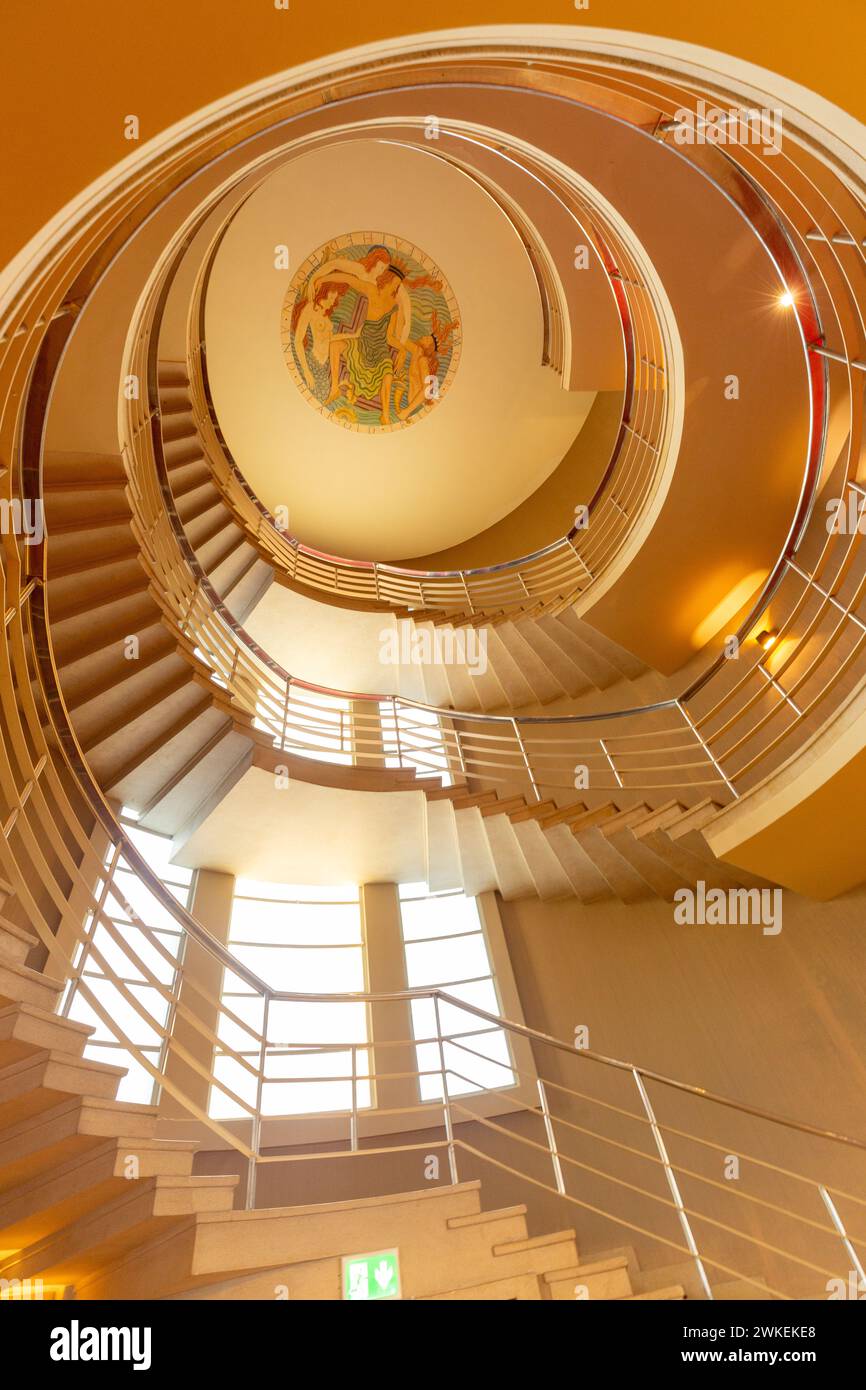 Il Midland Hotel è un edificio moderno in stile moderno a Morecambe, Lancashire, Inghilterra Foto Stock